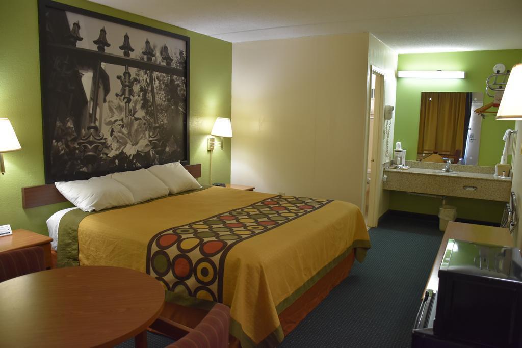 Hotel Super 8 By Wyndham Tifton Exteriér fotografie